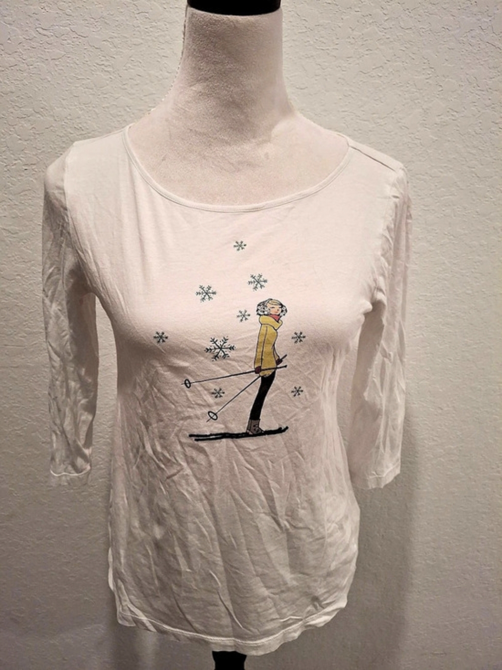 Ann Taylor LOFT Graphic Long Sleeve Top in White Size Medium